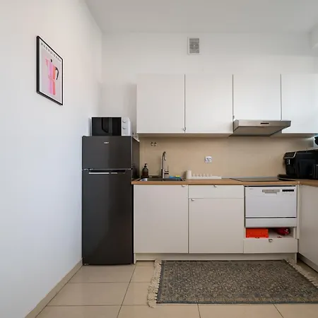 Apartment Plac Wilsona Charming By Bookinghost